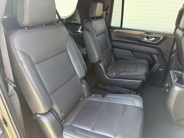Used 2021 Chevrolet Suburban High Country AWD/4WD image 29