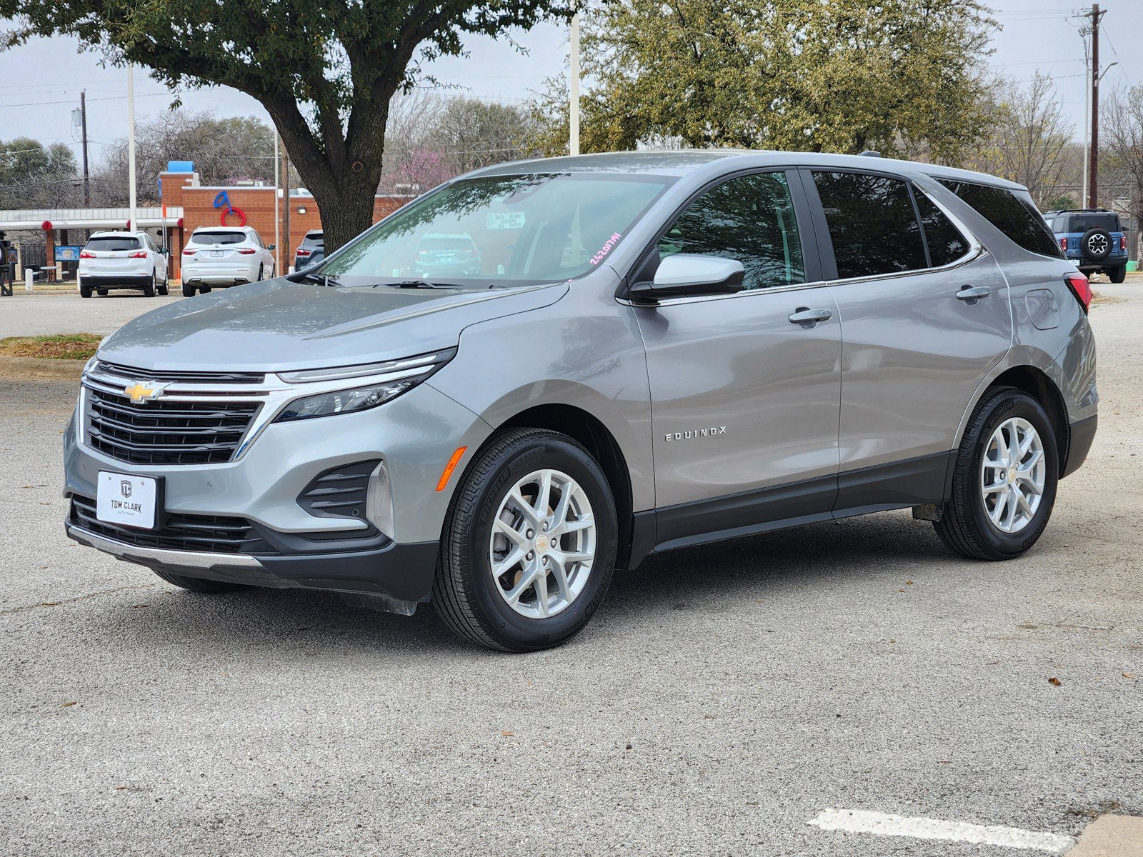 Certified 2024 Chevrolet Equinox LT FWD image 2
