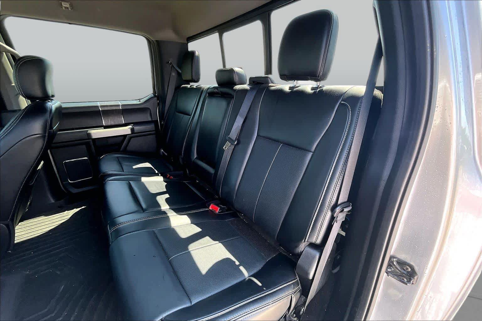 Used 2020 Ford F250 Lariat w/ Lariat Ultimate Package AWD/4WD image 21
