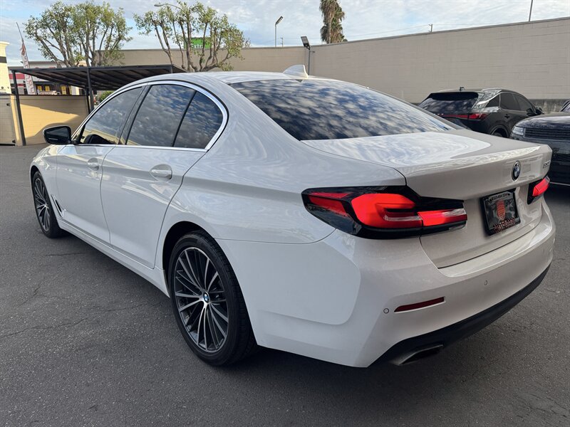 Used 2023 BMW 530i w/ Convenience Package RWD image 10
