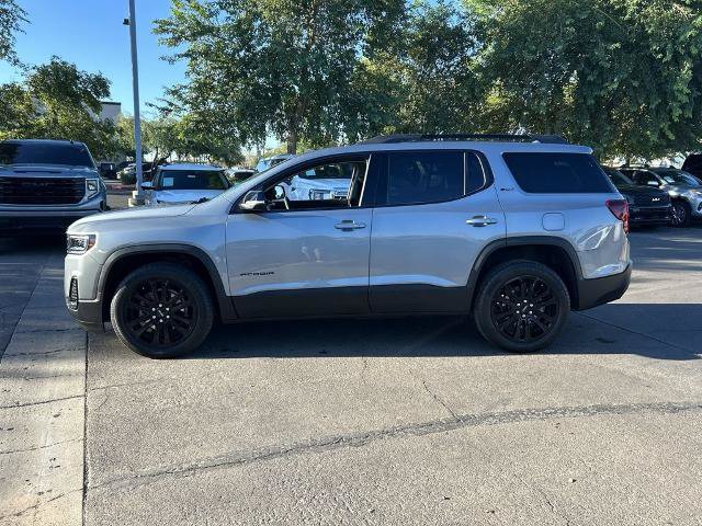 Used 2023 GMC Acadia SLT w/ Elevation Edition FWD image 4
