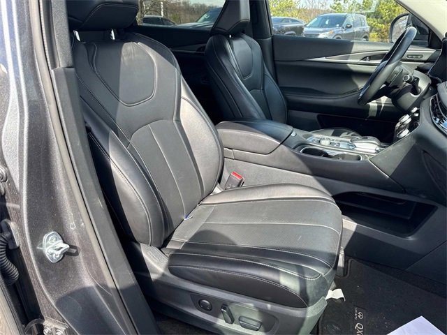 Used 2024 INFINITI QX60 Luxe image 25