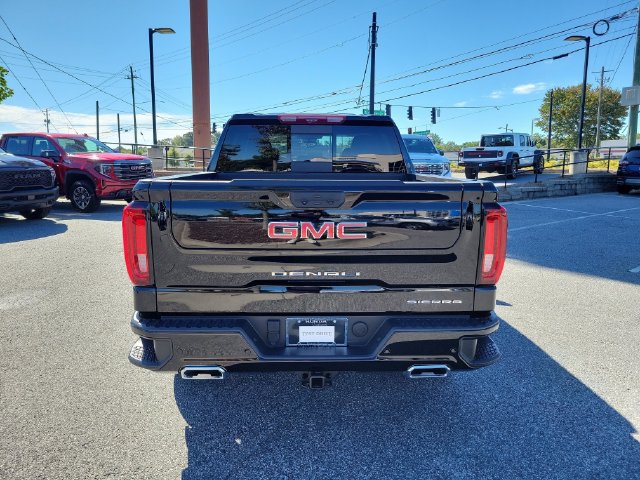 Used 2025 GMC Sierra 1500 Denali w/ Denali Reserve Package AWD/4WD image 5