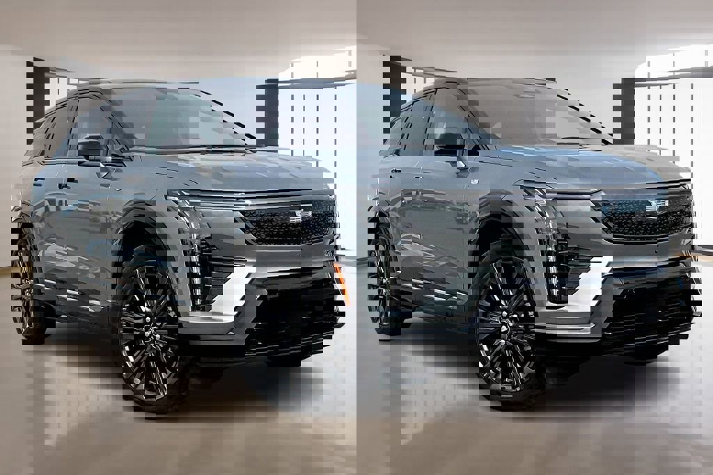 New 2026 Cadillac Optiq Sport 2 w/ LPO, Floor Liner Package image 2