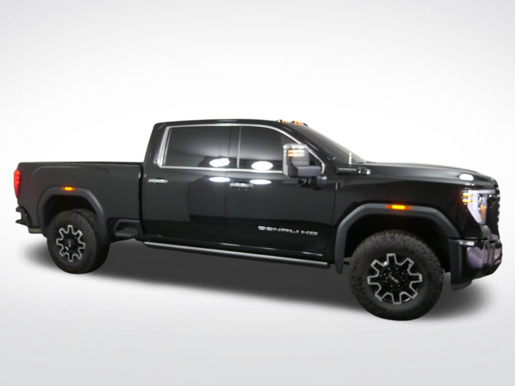 Used 2025 GMC Sierra 3500 Denali Ultimate AWD/4WD image 2