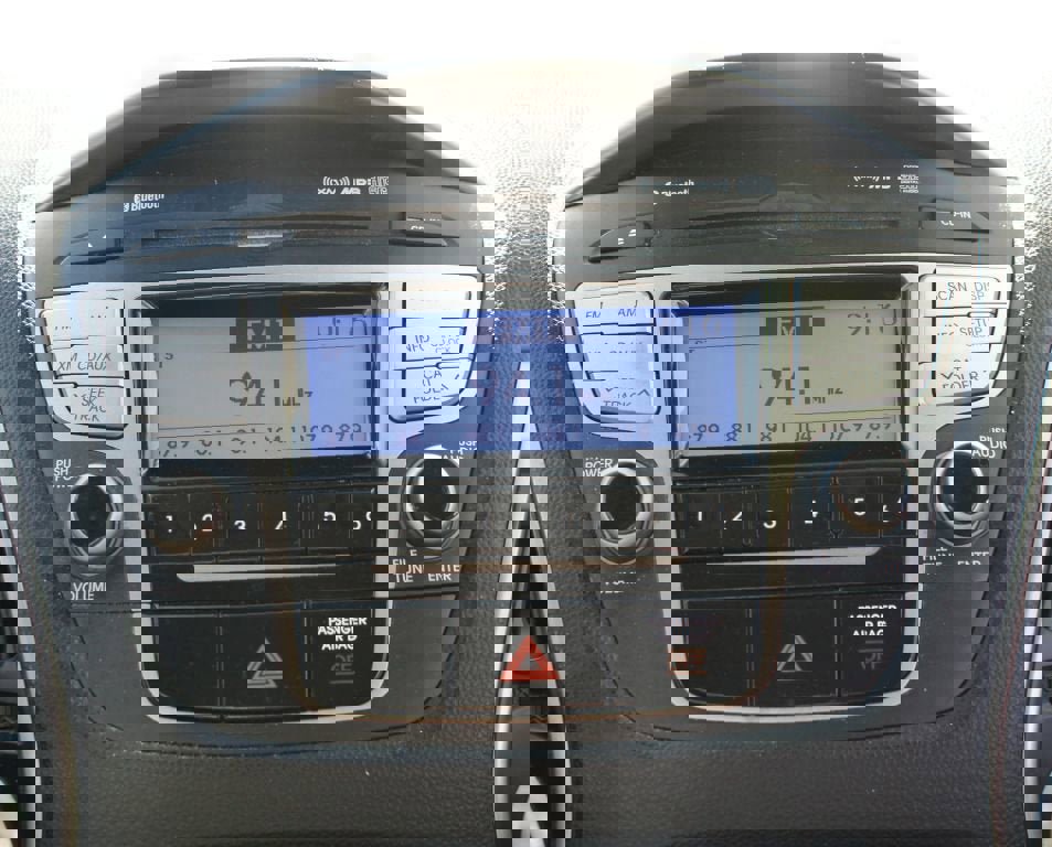 Used 2011 Hyundai Tucson GLS image 7