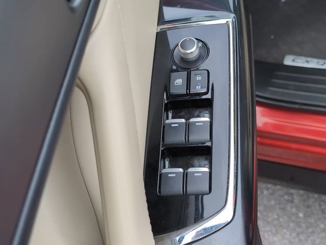 Used 2019 MAZDA CX-9 Touring w/ Touring Premium Package FWD image 16