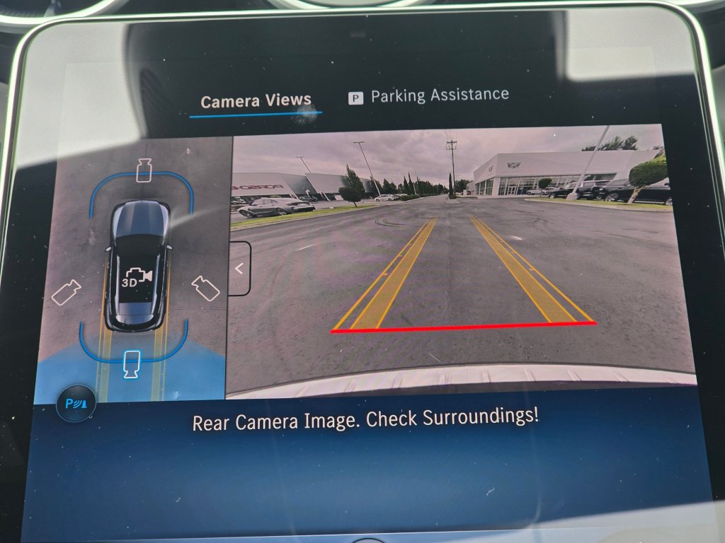Used 2025 Mercedes-Benz GLC 300 4MATIC image 43