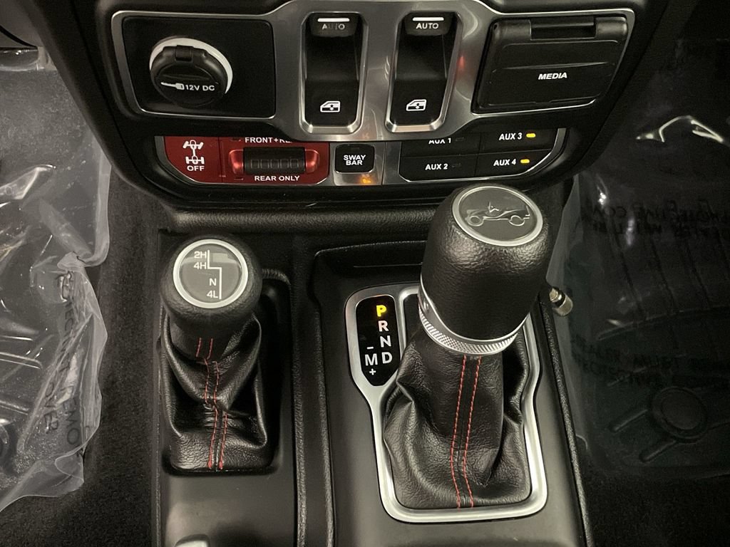 Used 2019 Jeep Wrangler Rubicon w/ LED Lighting Group AWD/4WD image 9