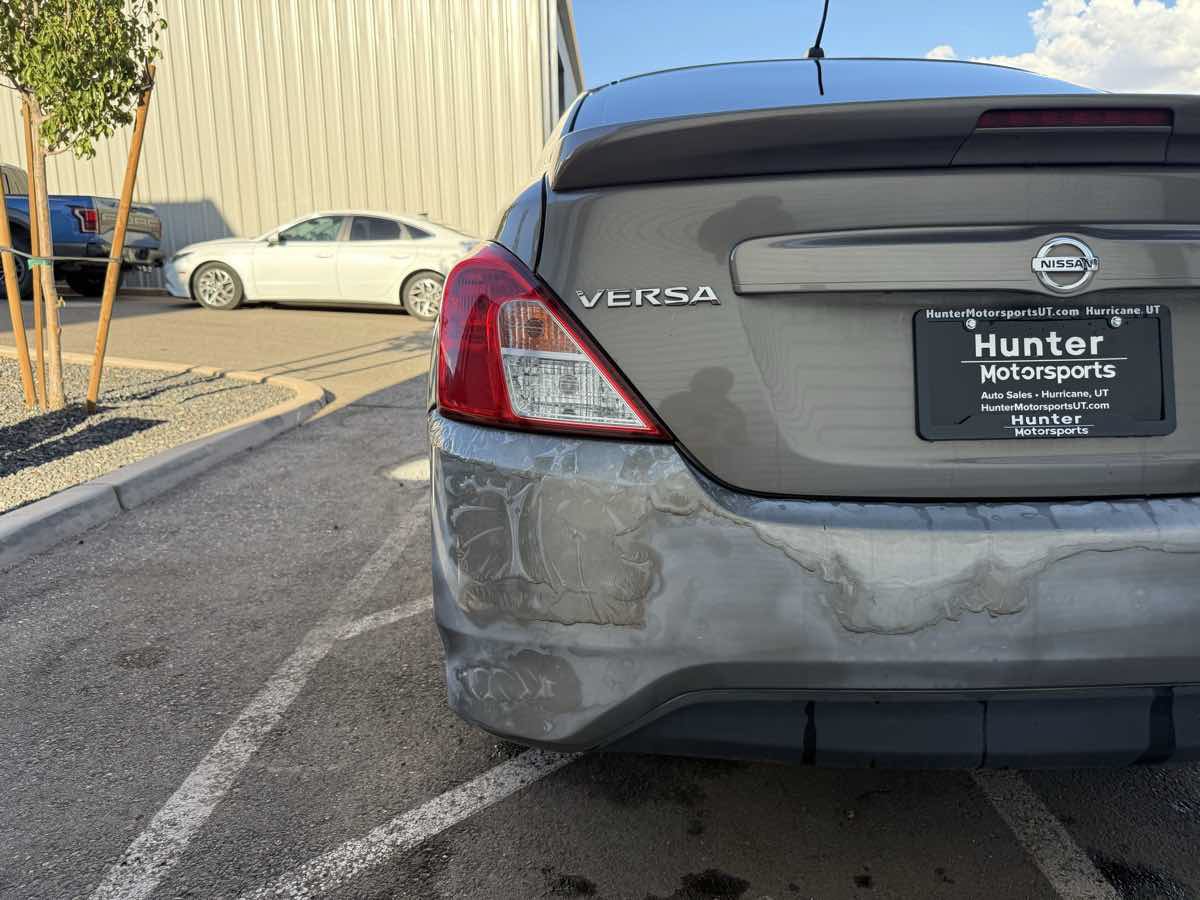 Used 2016 Nissan Versa SV FWD image 17
