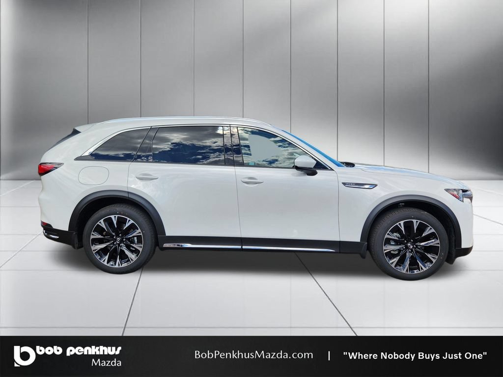 Used 2025 MAZDA CX-90 Plug-In Hybrid w/ Premium Plus AWD/4WD image 24