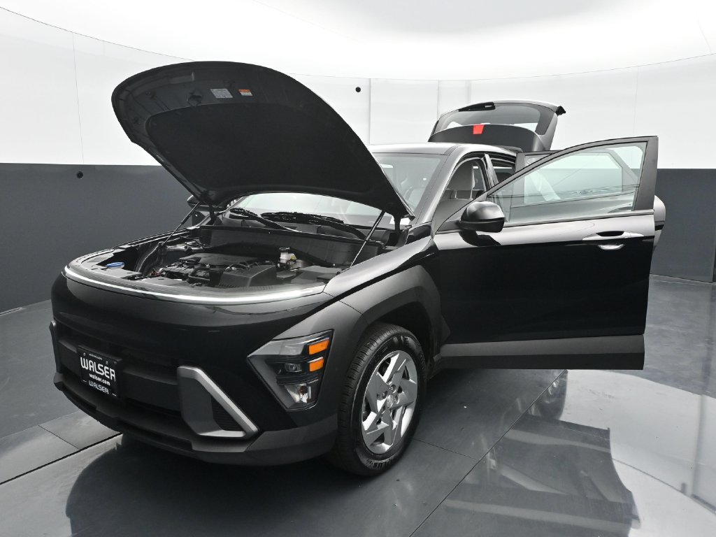 Used 2024 Hyundai Kona SE AWD/4WD image 26