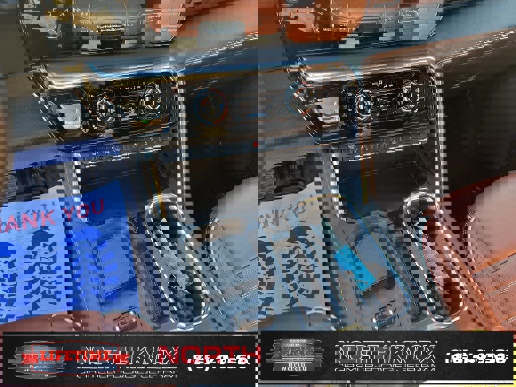 Used 2025 GMC Sierra 2500 Denali Ultimate image 11