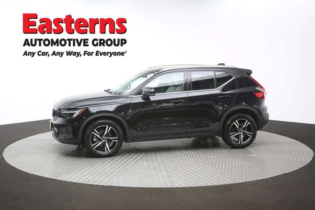 Used 2023 Volvo XC40 B5 Plus AWD/4WD image 59