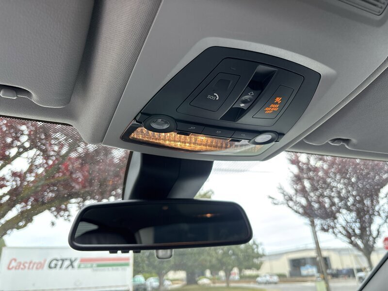 Used 2015 BMW 550i Sedan RWD image 41