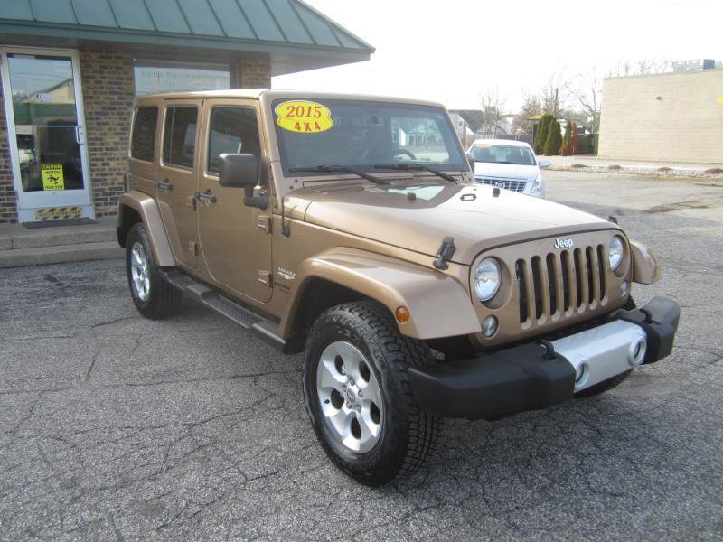 Used 2015 Jeep Wrangler Unlimited Sahara AWD/4WD image 2