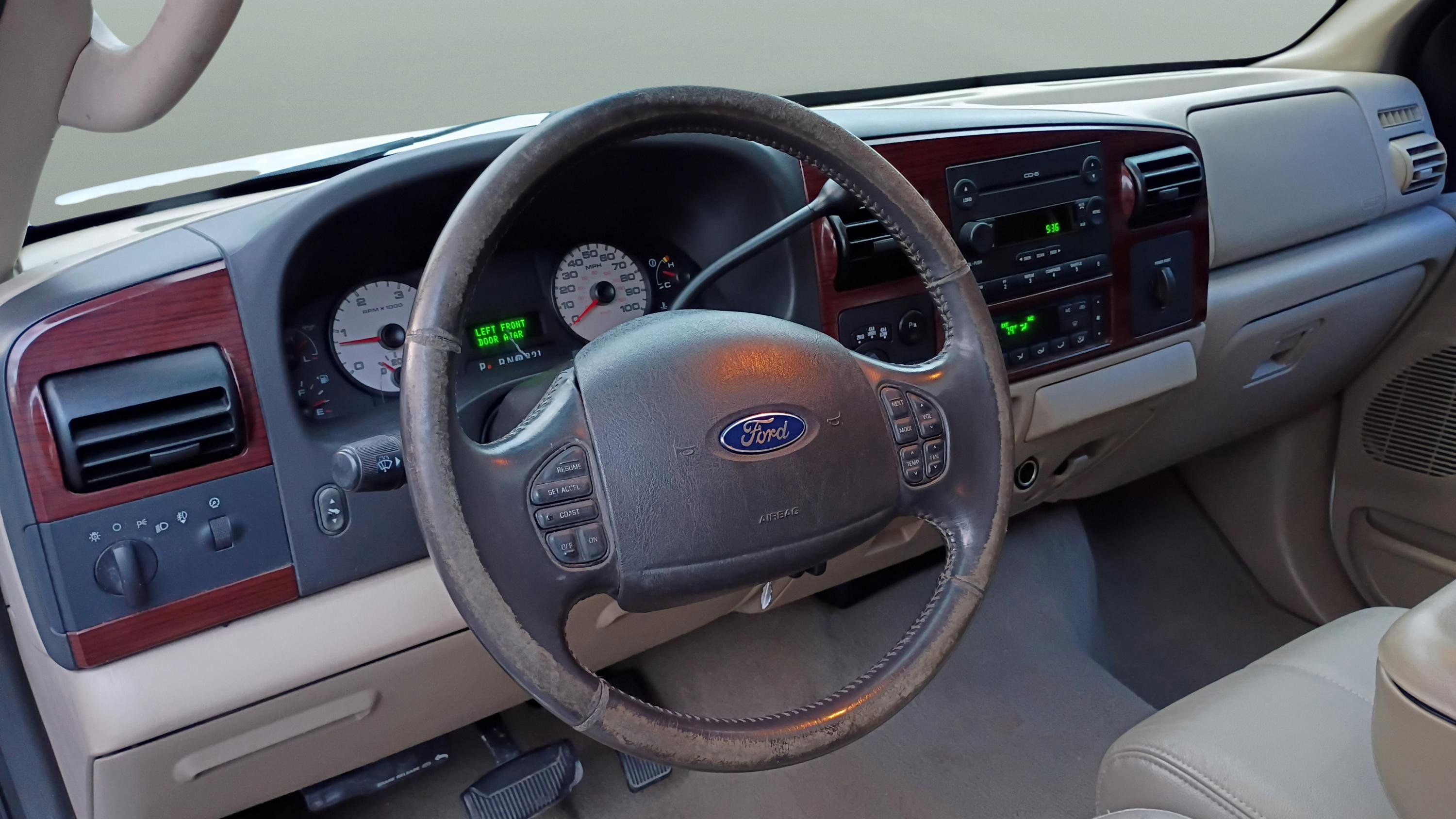 Used 2006 Ford F350 Lariat image 23