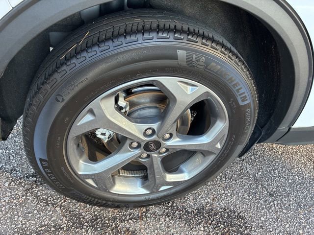 Used 2025 Ford Escape ST-Line image 15