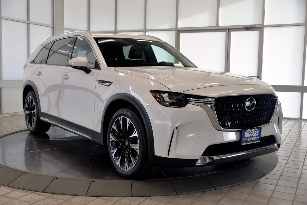 Certified 2024 MAZDA CX-90 Plug-In Hybrid w/ Premium Pkg AWD/4WD image 2
