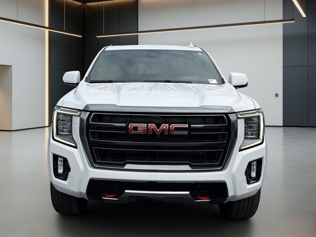Used 2024 GMC Yukon AT4 w/ AT4 Premium Package AWD/4WD image 9