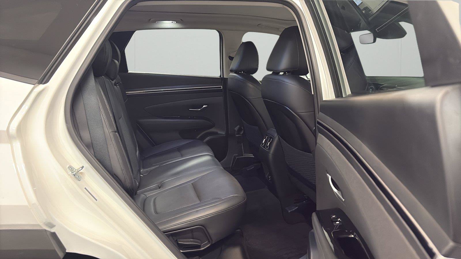 Used 2023 Hyundai Tucson Limited FWD image 13