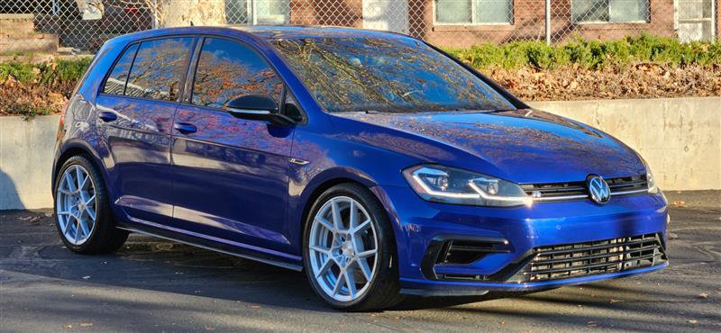 Used 2018 Volkswagen Golf R 4-Door image 7
