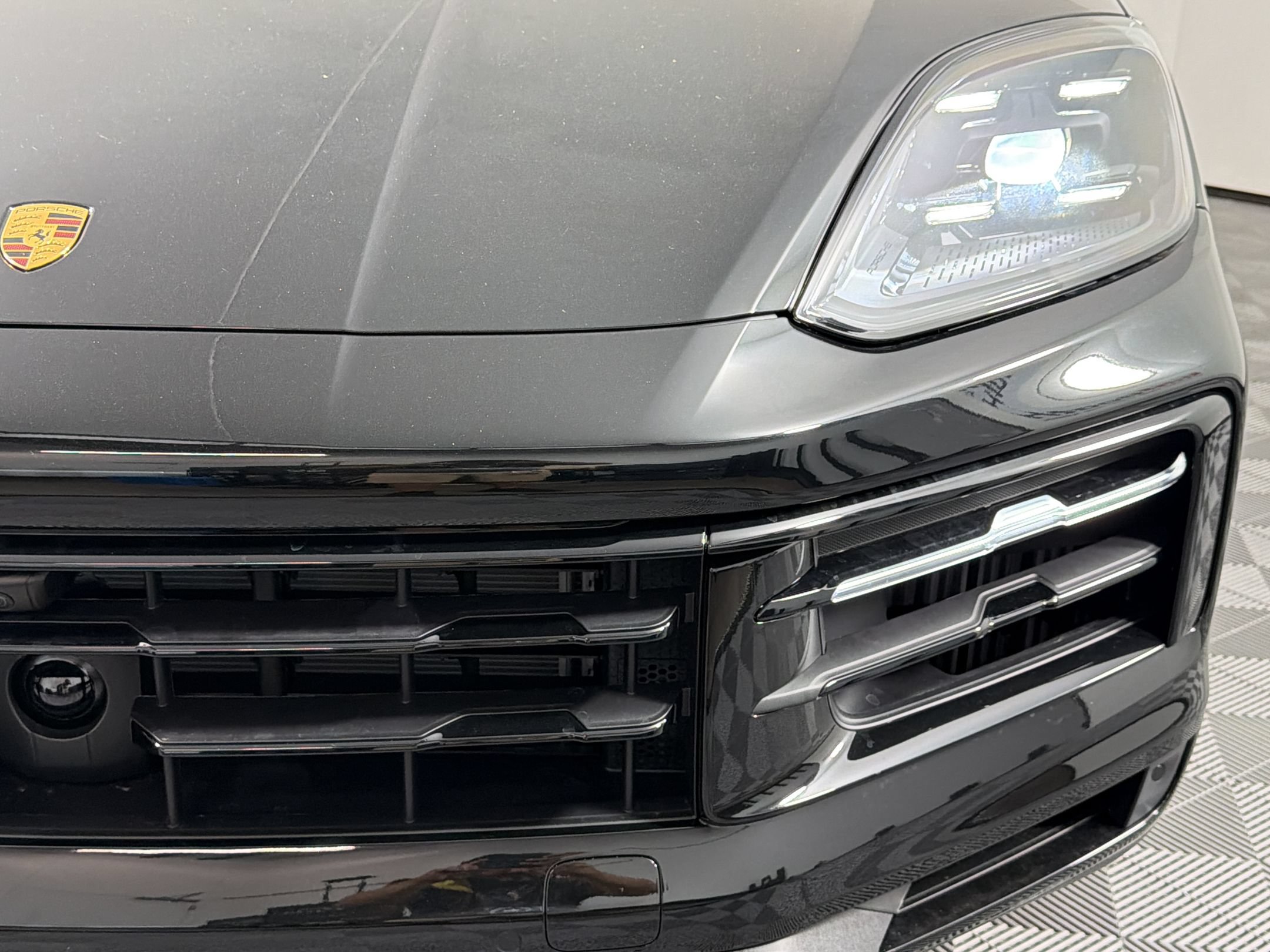 Used 2026 Porsche Cayenne AWD/4WD image 11
