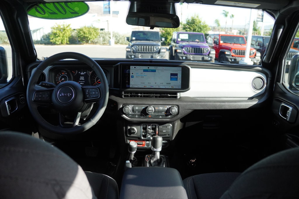 Used 2026 Jeep Wrangler Unlimited Sport AWD/4WD image 38