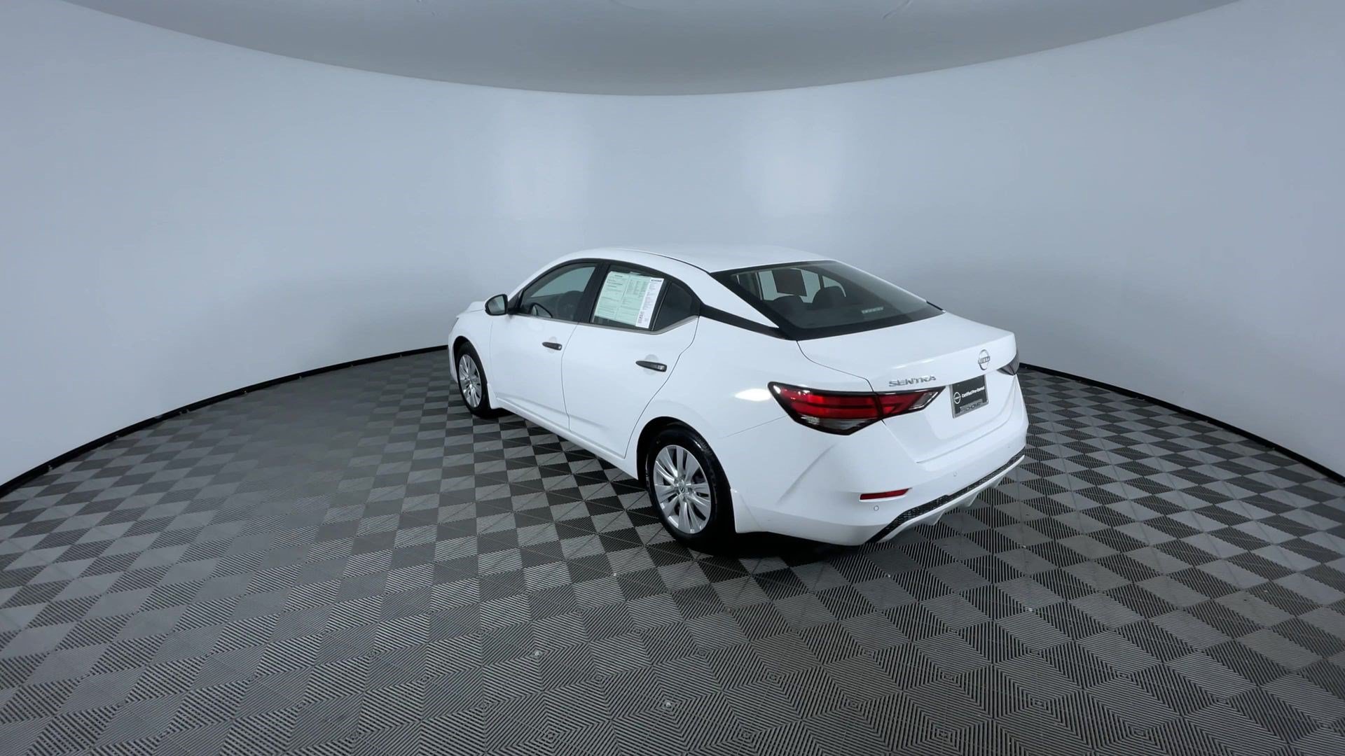 Certified 2025 Nissan Sentra S FWD image 7