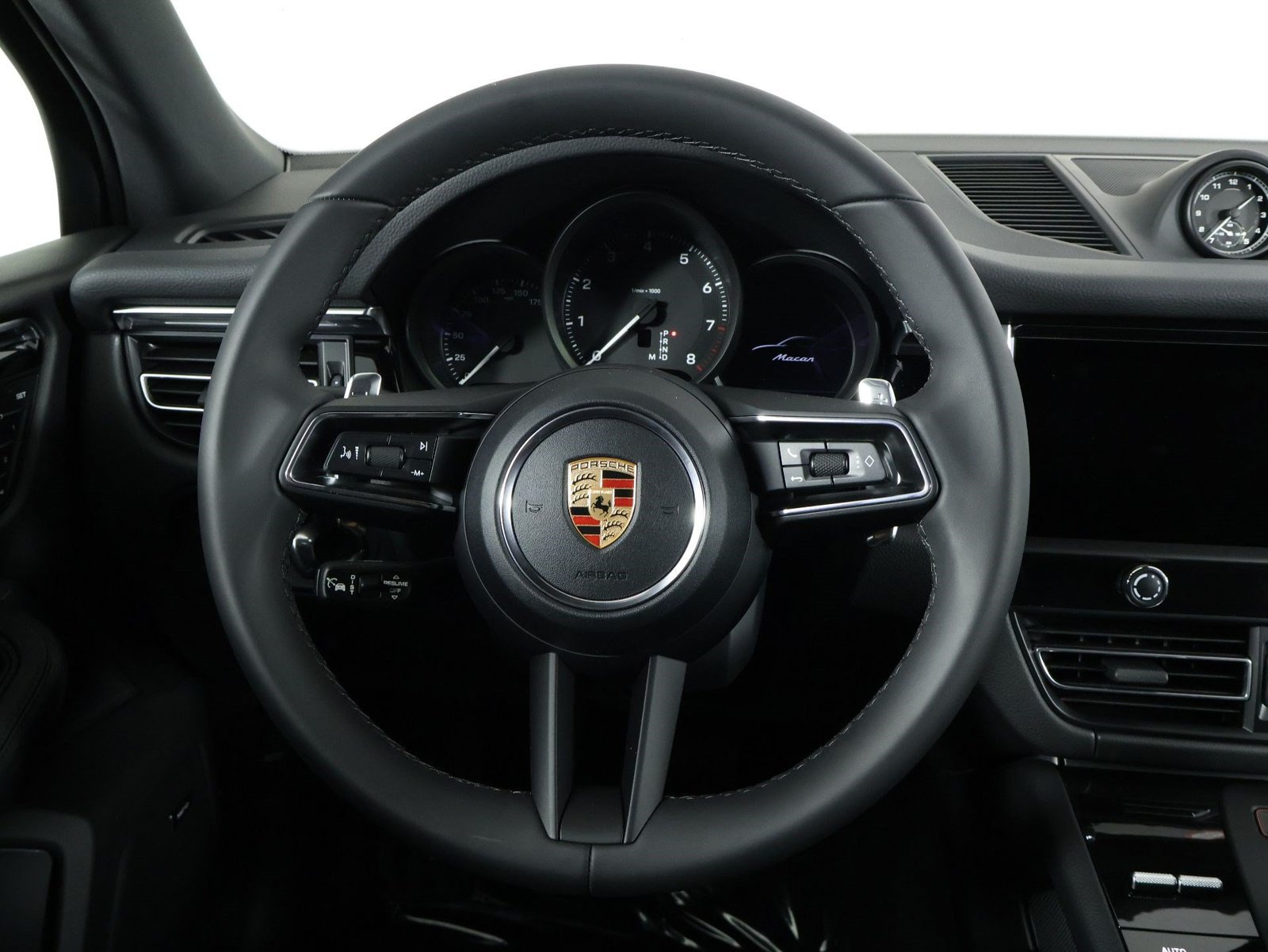 New 2026 Porsche Macan AWD/4WD image 12