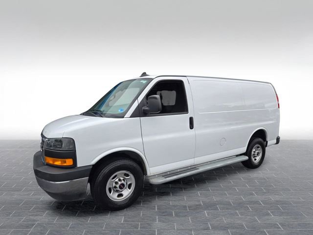 Used 2023 GMC Savana 2500 w/ Driver Convenience Package RWD image 3