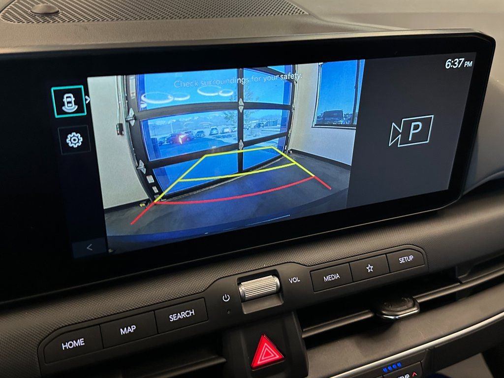 Used 2025 Kia K4 LXS image 13