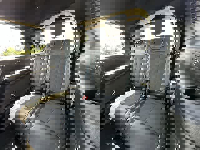 Used 2024 Jeep Grand Cherokee L Altitude AWD/4WD image 26