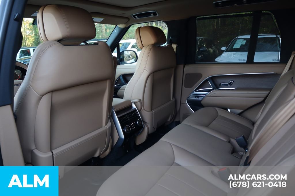 Used 2024 Land Rover Range Rover SE image 21