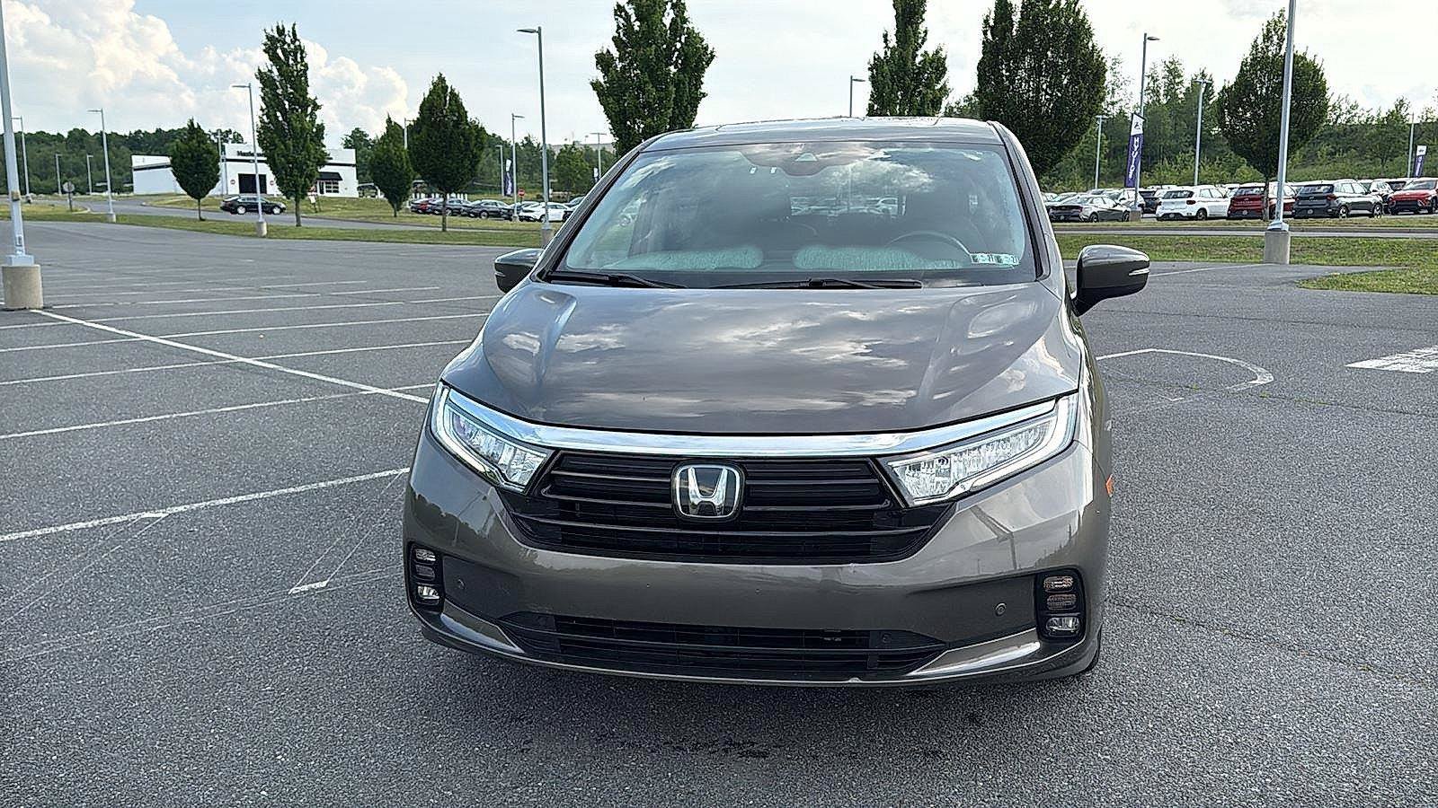 Used 2023 Honda Odyssey Touring image 13
