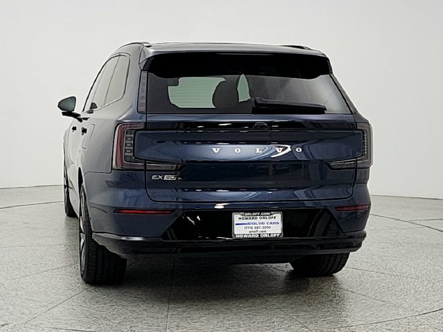 Certified 2025 Volvo EX90 Plus AWD/4WD image 6