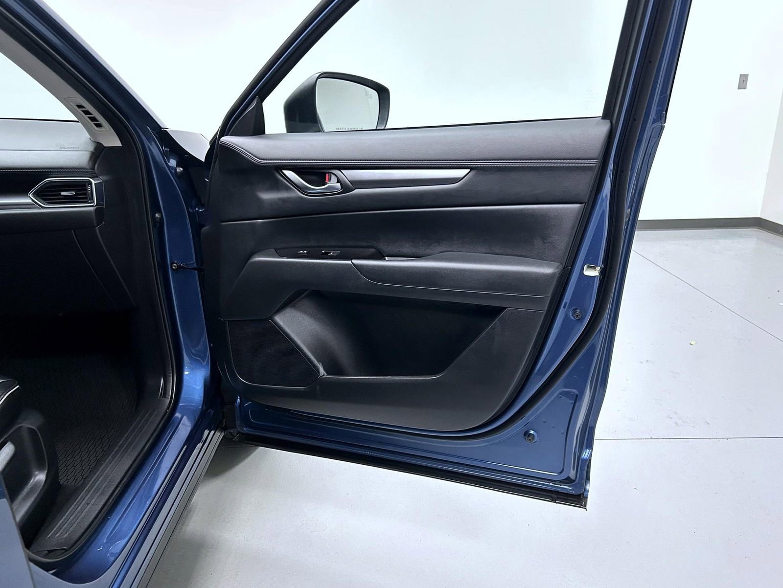 Used 2024 MAZDA CX-5 AWD 2.5 S w/ Select Package image 16