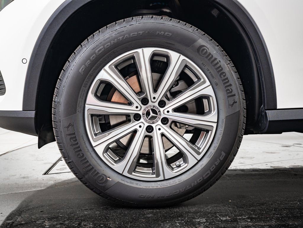 Certified 2025 Mercedes-Benz GLC 300 4MATIC image 13