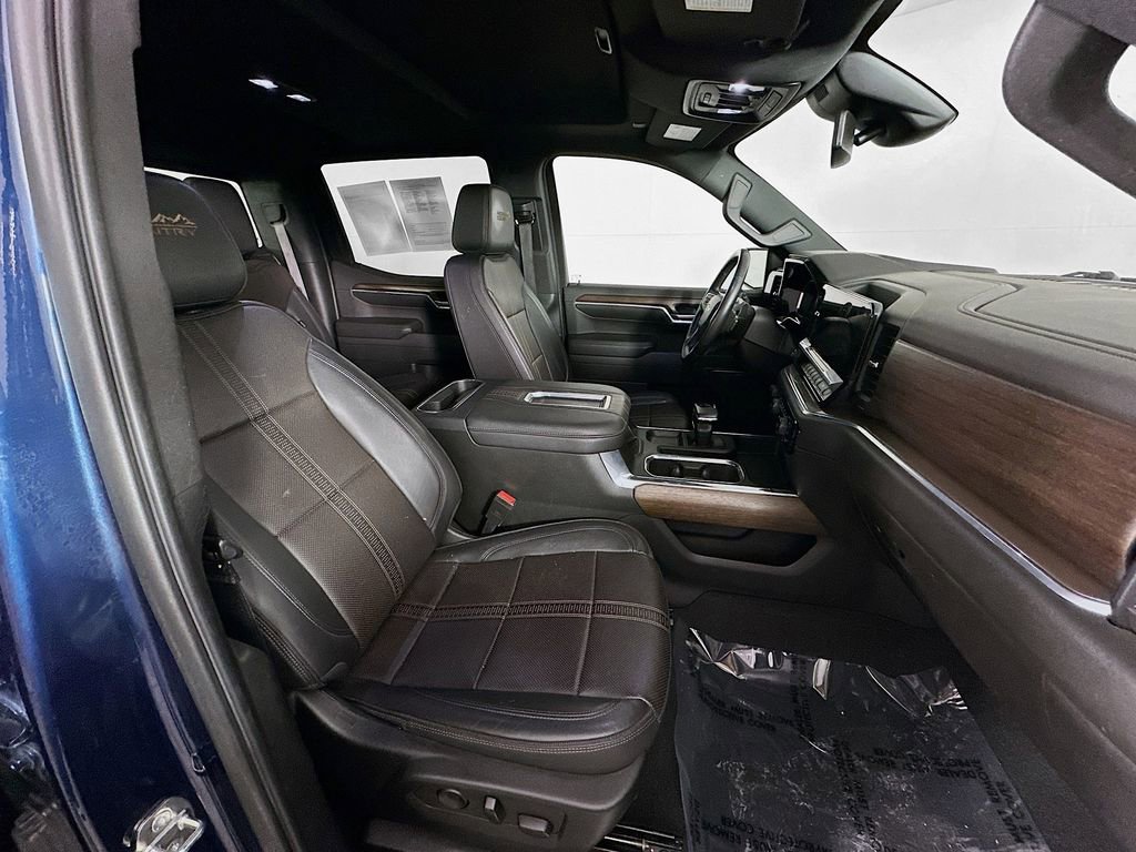 Used 2022 Chevrolet Silverado 1500 High Country w/ High Country Premium Package image 37