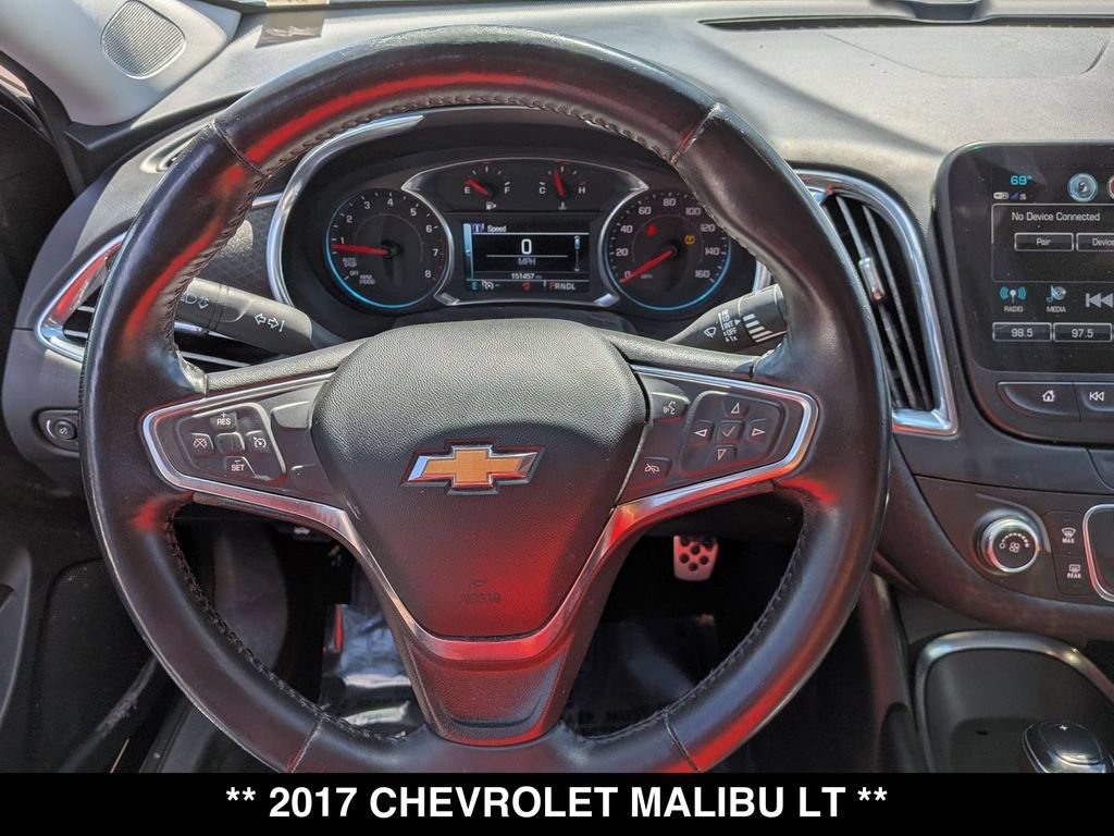 Used 2017 Chevrolet Malibu LT FWD image 20