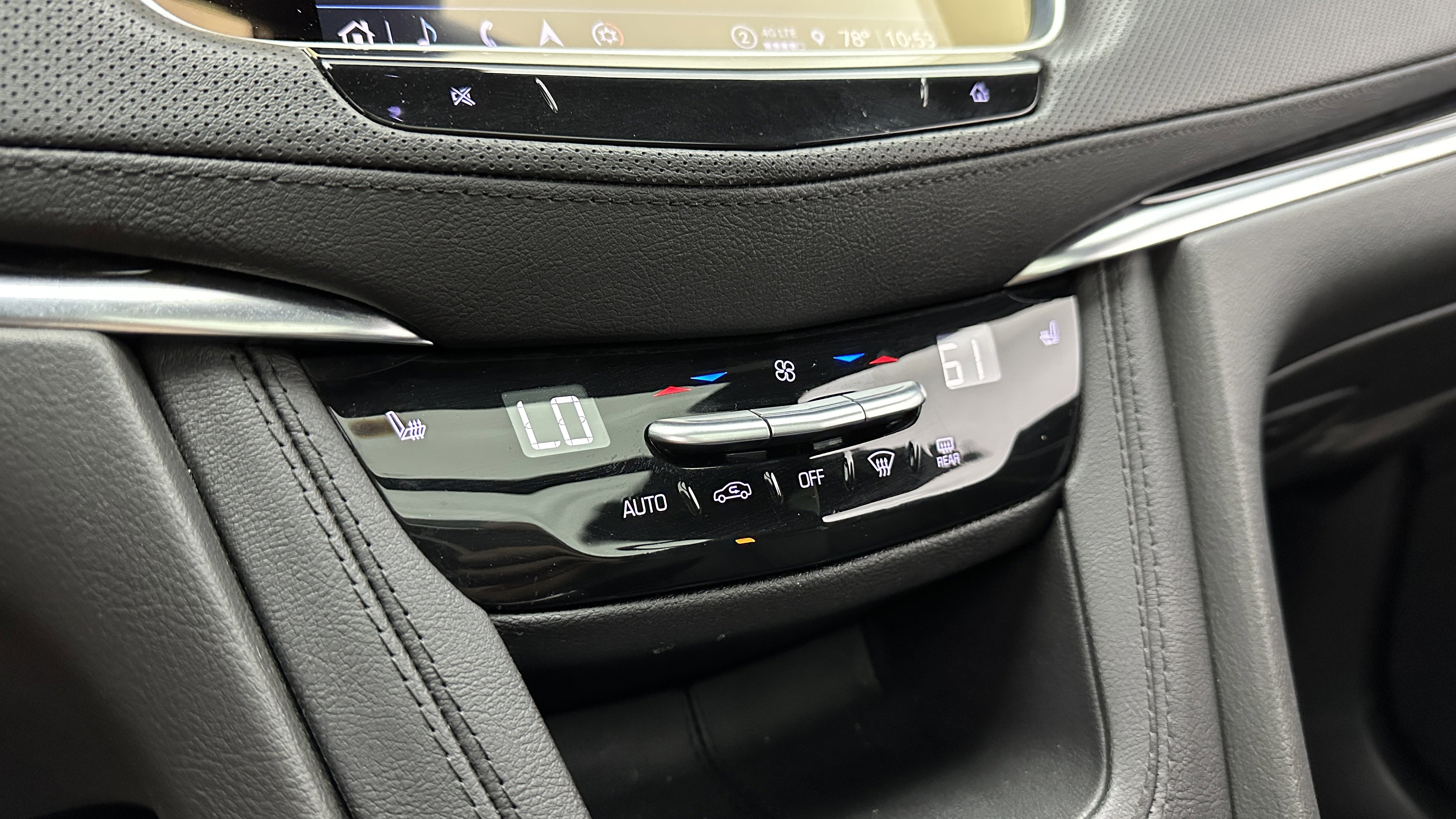 Used 2025 Cadillac XT5 Premium Luxury image 19