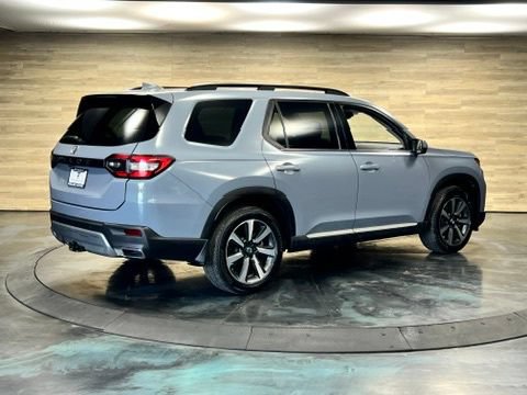 Used 2025 Honda Pilot Touring image 21