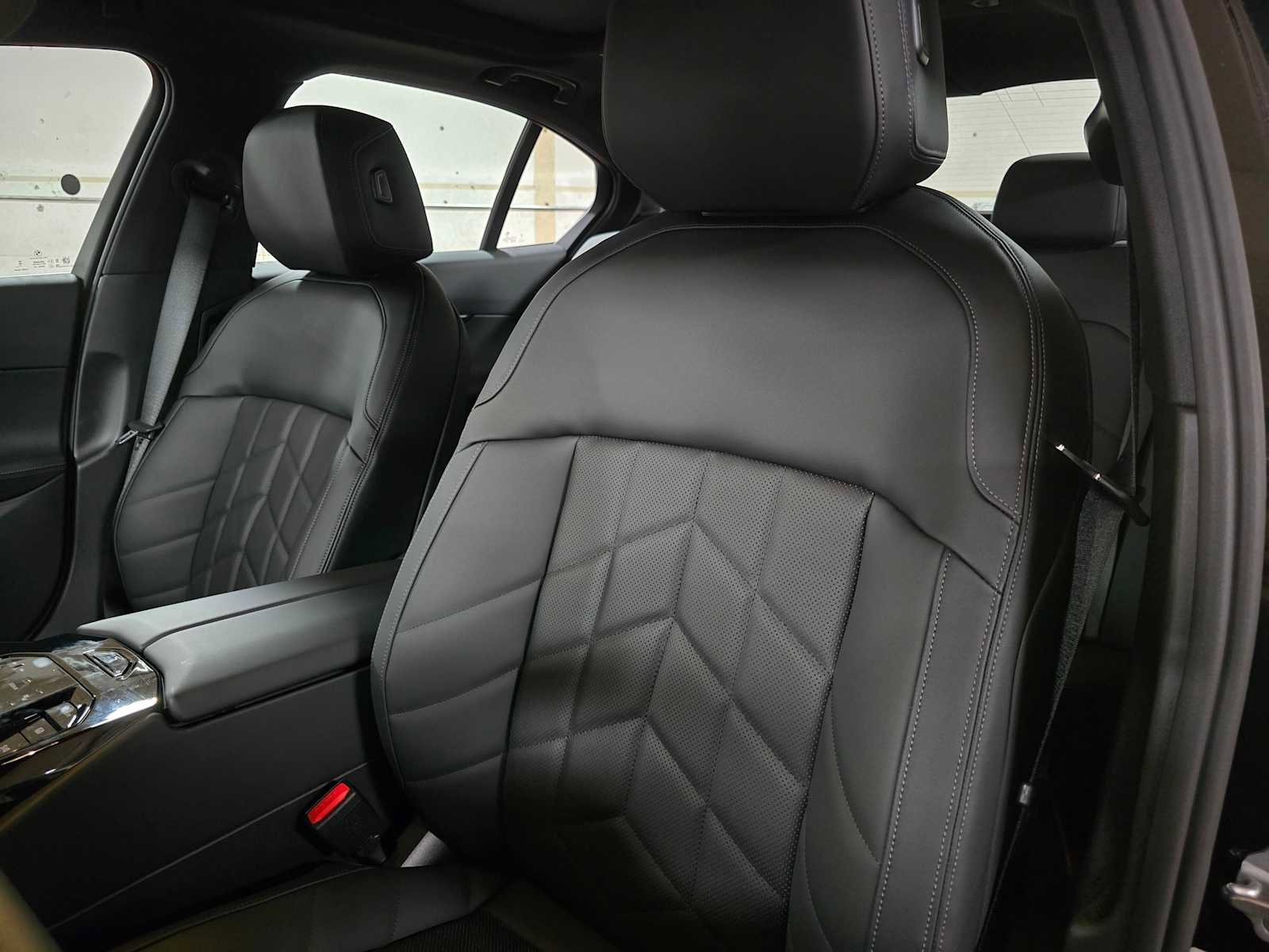 New 2026 BMW 530i xDrive 530i xDrive image 24