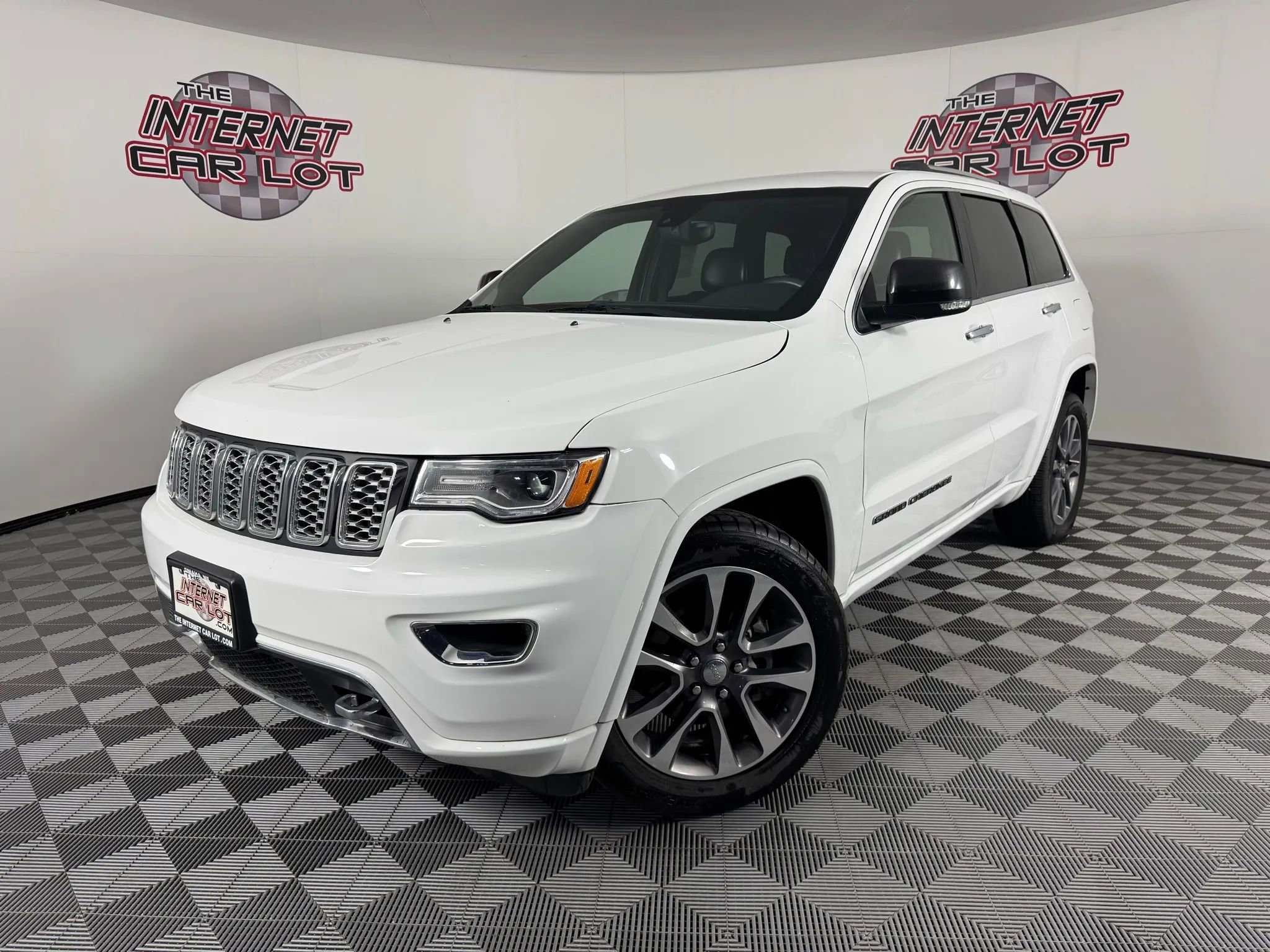 Used 2018 Jeep Grand Cherokee Overland