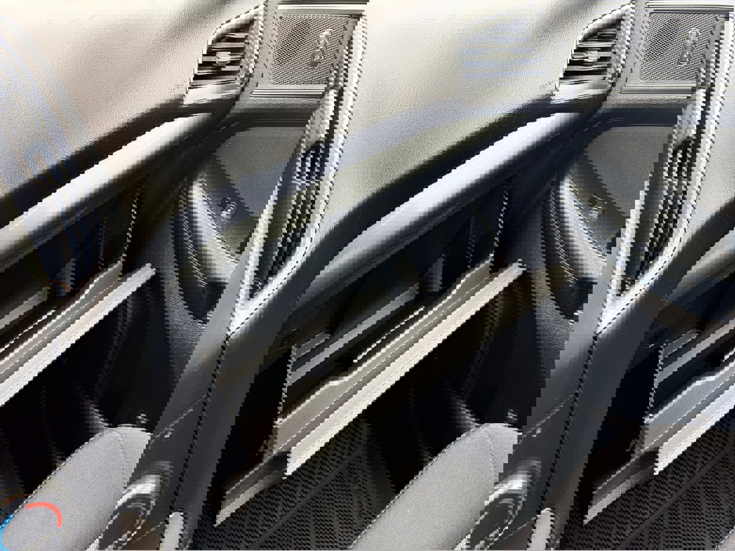 Used 2017 Ford Edge SE image 22