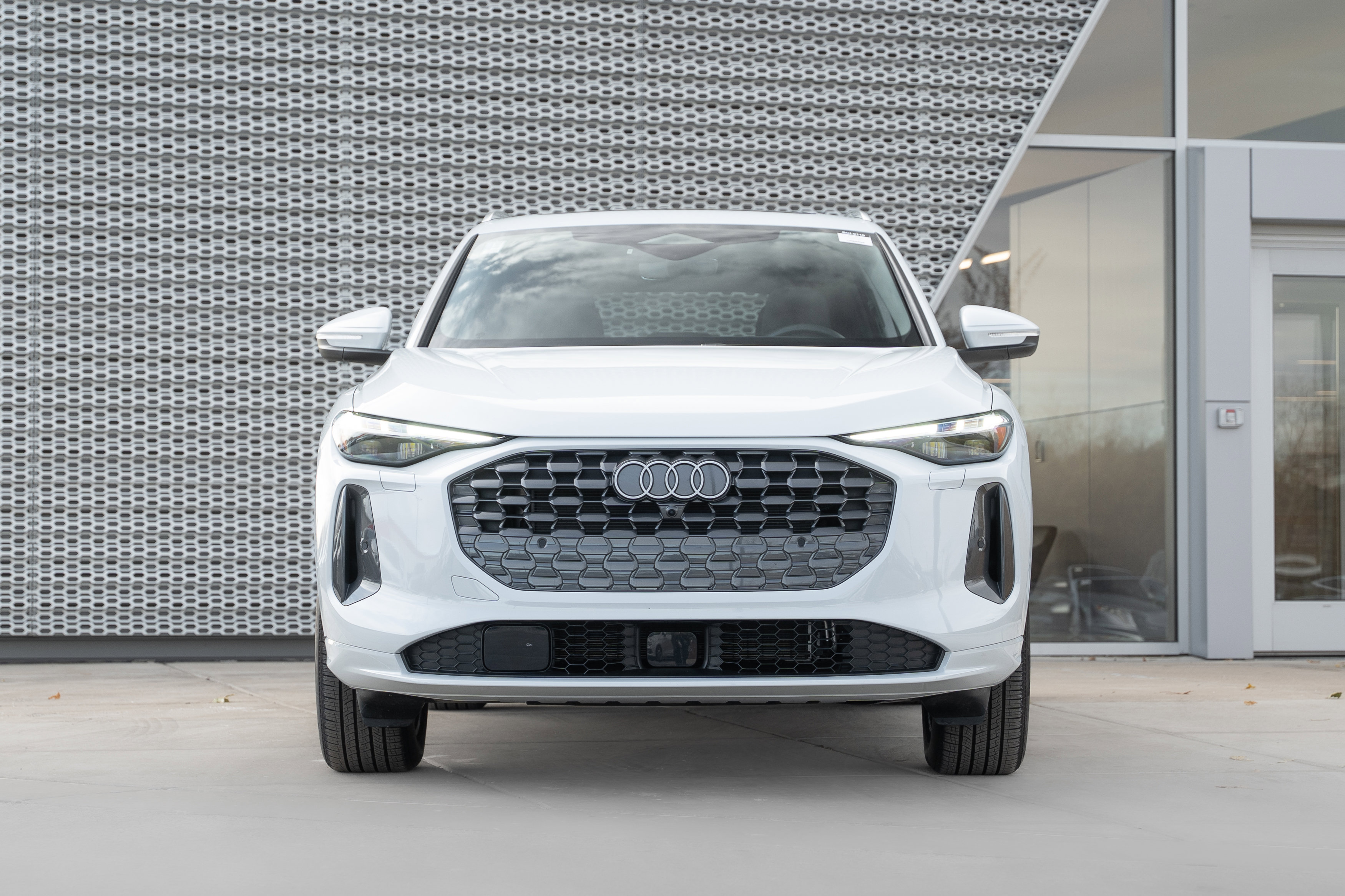 Certified 2025 Audi Q5 Premium Plus w/ Premium Plus image 34