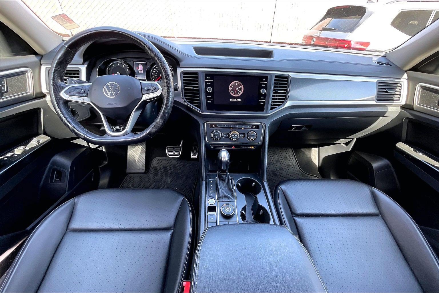 Certified 2021 Volkswagen Atlas SE w/ Towing Package AWD/4WD image 15