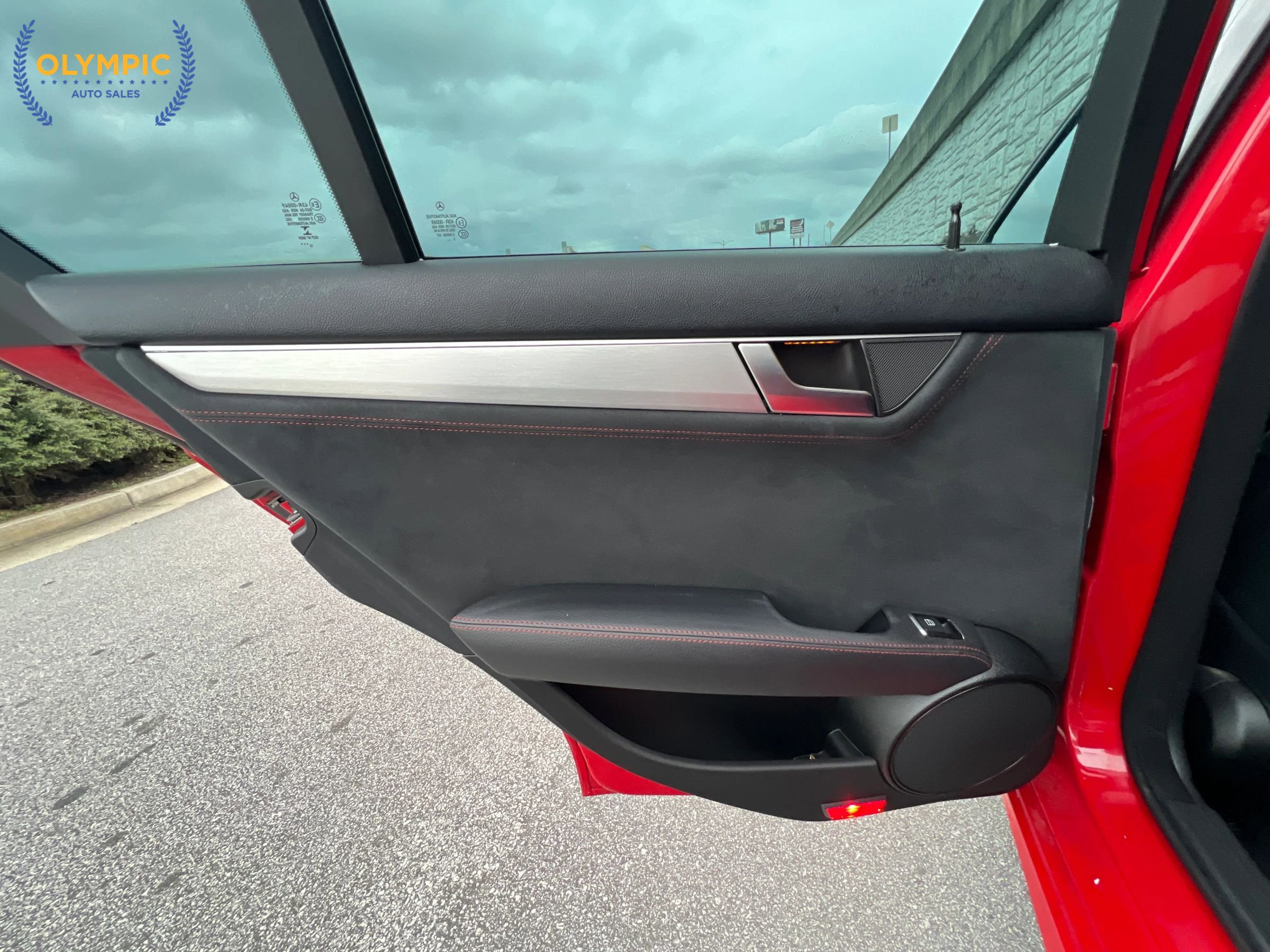 Used 2014 Mercedes-Benz C 250 Sedan w/ Premium 1 Package image 43