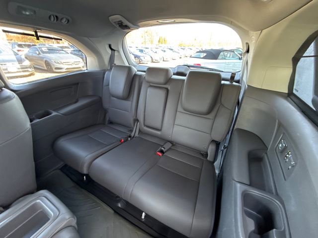 Used 2016 Honda Odyssey Touring image 42