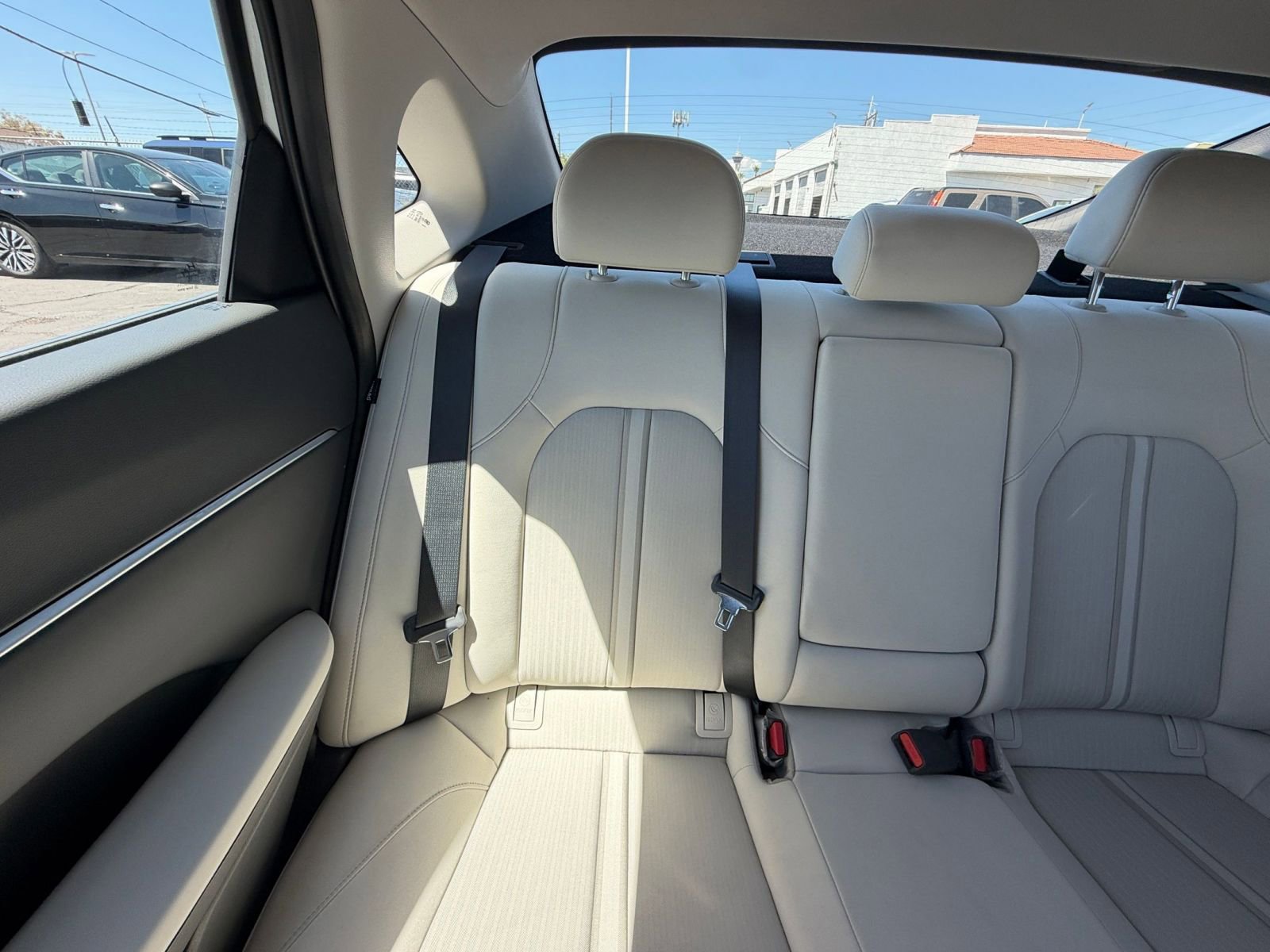 Used 2025 Hyundai Sonata SEL FWD image 39